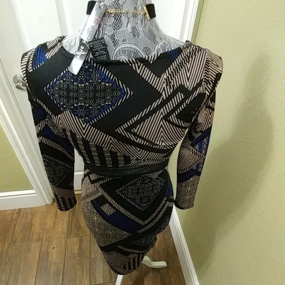 Dress - Picture 4 of 4