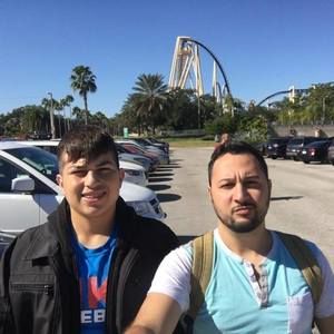 Meet your Posher, Raymond