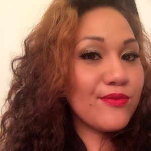 Meet your Posher, Mackenzie