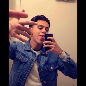 Meet your Posher, Bradley