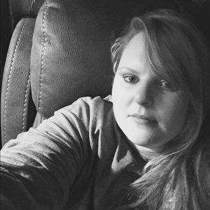 Meet your Posher, Jacqueline