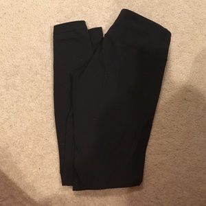 Size 4 wonder under pants