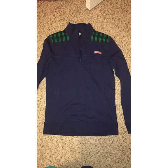 Brand New Vineyard Vines