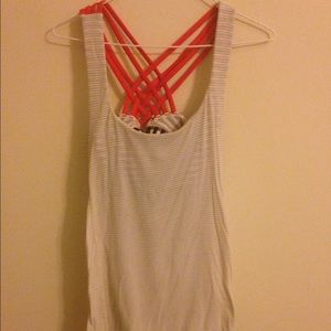 Lululemon tank- size 8