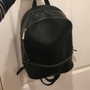 FOREVER 21 backpack