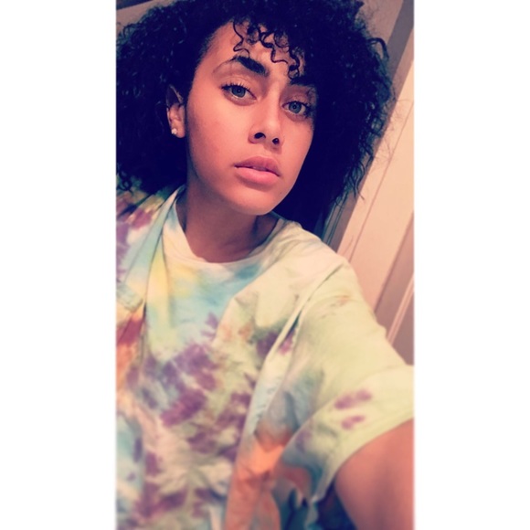 Meet your Posher, Jasmine