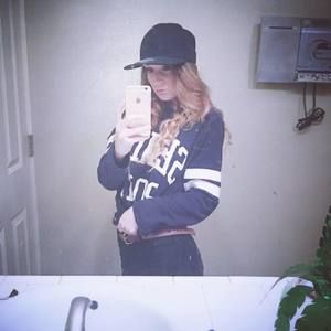 Meet your Posher, Paige