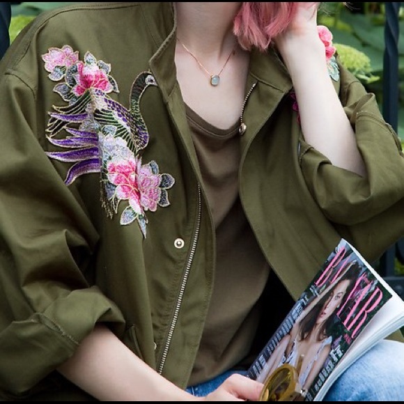 💘NEW💘Military Green 3D Embroidered Jacket - Picture 3 of 4