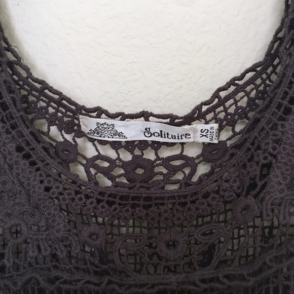 Grey lace tank SOLD - Picture 4 of 4