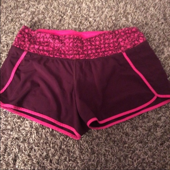 Lululemon sports shorts