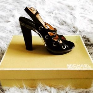 LIKE NEW MICHAEL KORS STRAPPY BLACK HEELS**