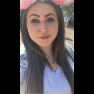 Meet your Posher, Arielle