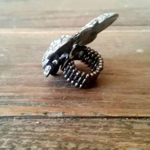 Butterfly Ring - Picture 2 of 3