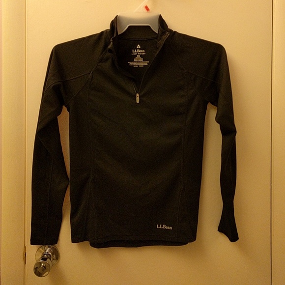 Long sleeve wind resistant top, good for biking.