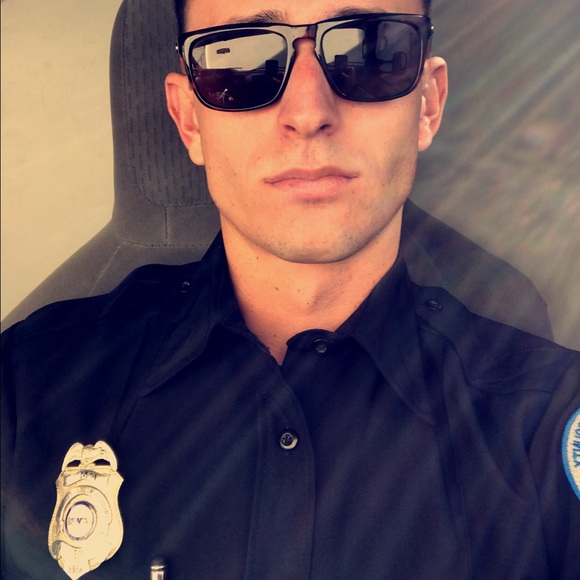 Meet your Posher, Kevin - Picture 1 of 1