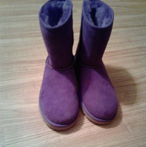 Purple uggs