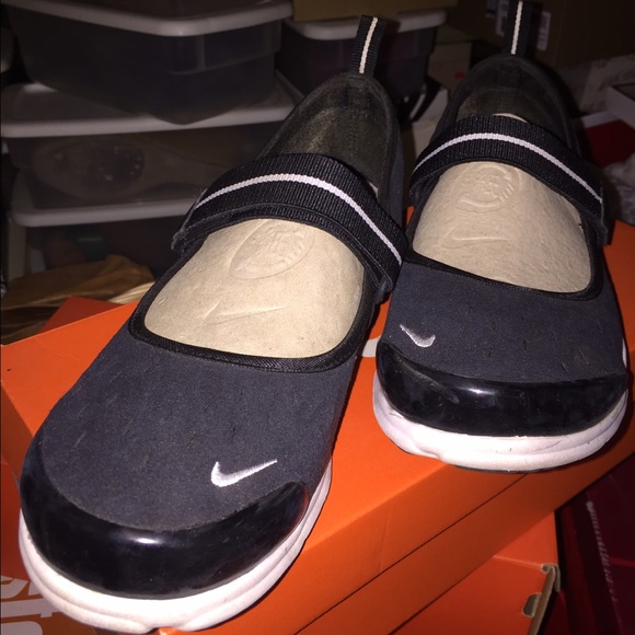 Black Nike Mary Jane