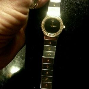 MOVADO MUSEUM COLLECTION WATCH DIA BEZEL