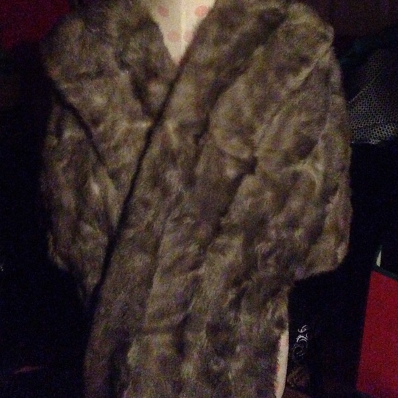 I j fox Jackets & Blazers - Ladies silver mink stove good condition