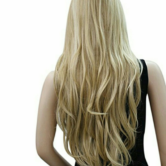 Blonde Beauty Full Wig 24-26 inches long!!