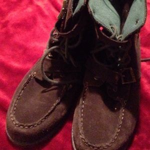 Men Ralph Lauren suede boots nice