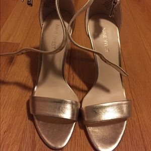 Nine West Shoes - Gold Nine West Mana Heel Nine West Shoes - Gold Nine West Mana Heel