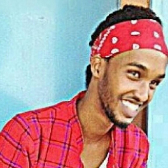 Meet your Posher, Zaki - Picture 1 of 1