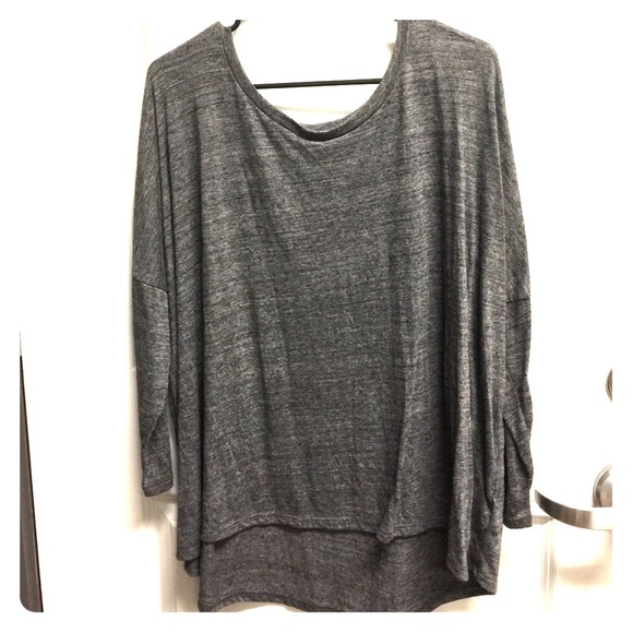 Old Navy long sleeve T