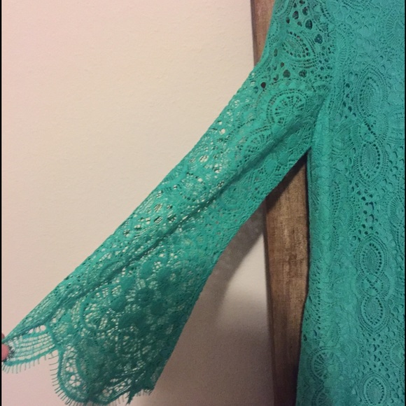 Lilly Pulitzer Lace Dress (Small) - Picture 2 of 2