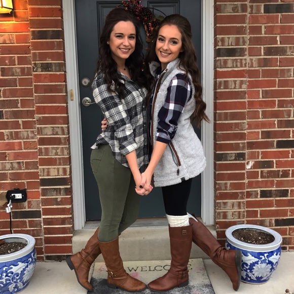 Meet your Posher, Holly