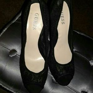 Guess  Black Heels