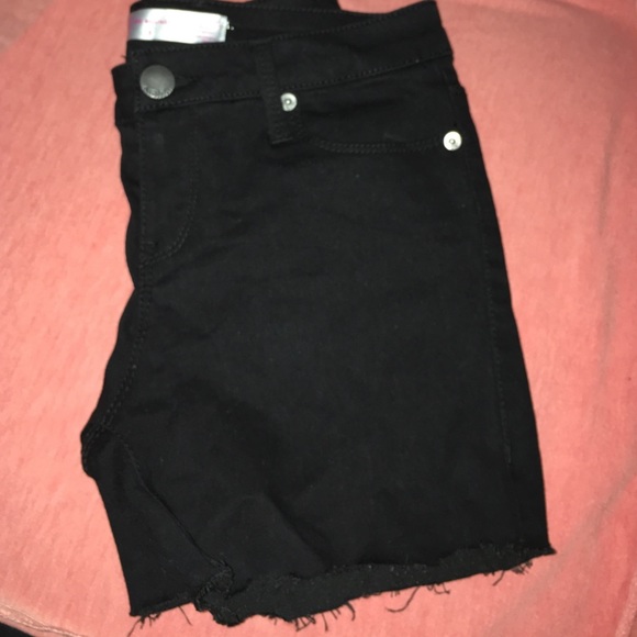 Black shorts size 5
