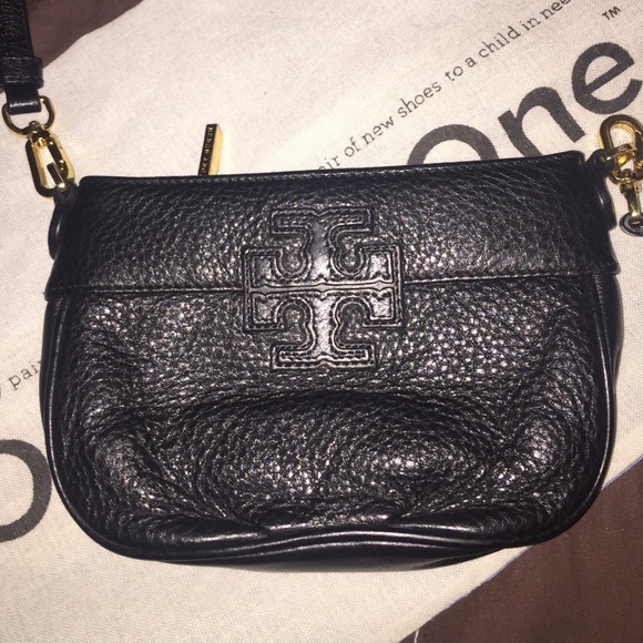 AUTHENTIC SMALL TORY BURCH CROSS BODY