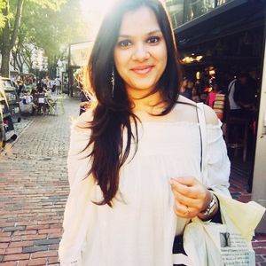 Meet your Posher, Devanshi