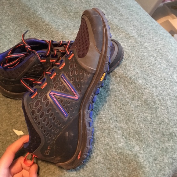 Multi run new balance shoes - Picture 2 of 4