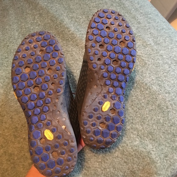 Multi run new balance shoes - Picture 3 of 4