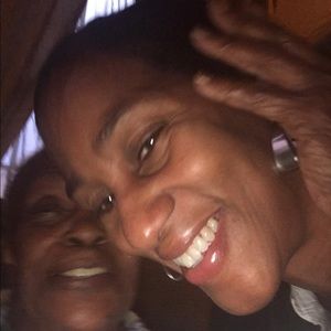 Meet your Posher, Delores