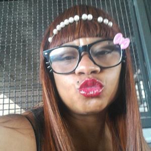 Meet your Posher, Tonya