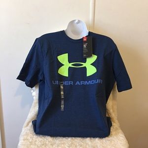 NWT under Armour logo tee