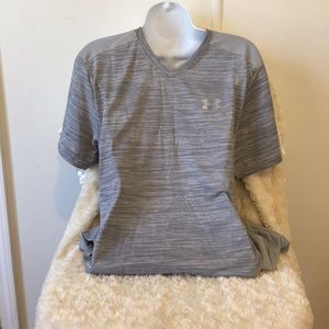 NWT under Armour tee shirt
