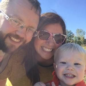 Meet your Posher, Holly