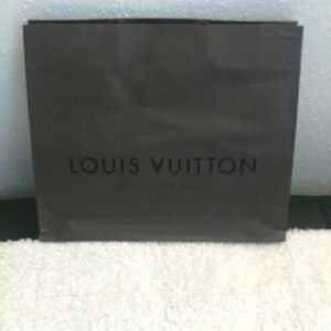 Louis Vuitton Shopping bag.