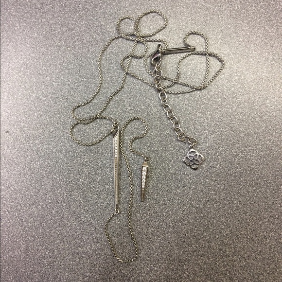 Kendra Scott Necklace