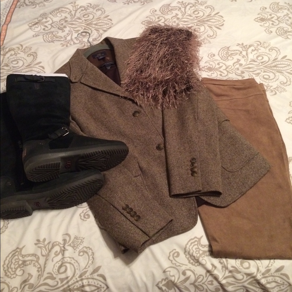 Donated: Brooks Brothers 346 Blazer - Picture 4 of 6
