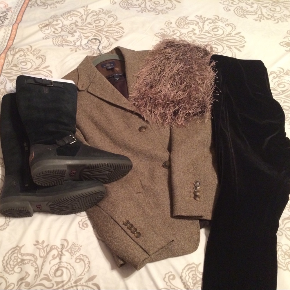 Donated: Brooks Brothers 346 Blazer - Picture 5 of 6