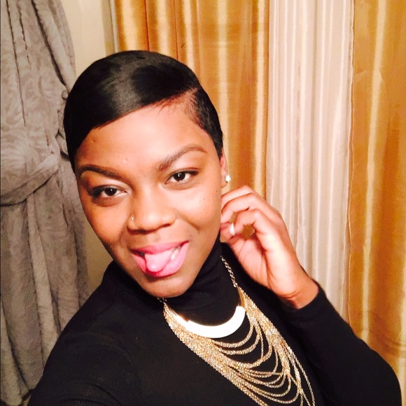 Meet your Posher, Cory