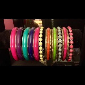 Colorful bangles set