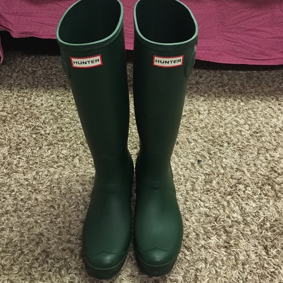green hunter boots