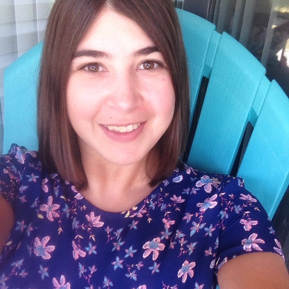 Meet your Posher, Jennifer