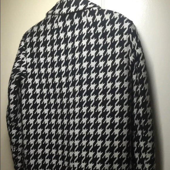 Theory Jackets & Coats - THEORY DANVEG BROOKLINE HOUNDSTOOTH WOOLBLEND COAT Theory Jackets & Coats - THEORY DANVEG BROOKLINE HOUNDSTOOTH WOOLBLEND COAT